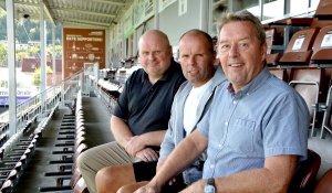 F.v: billettansvarlig Helge Johansen, arrangementssjef Arne Ellevset og daglig leder i Buytec Hans Tommy Wilhelmsen.