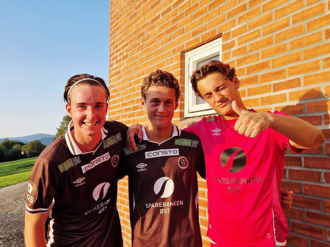 Trioen Lucas Nicol, Isak Oulie og Philip Bro debuterte alle for MIFs A-lag onsdag.